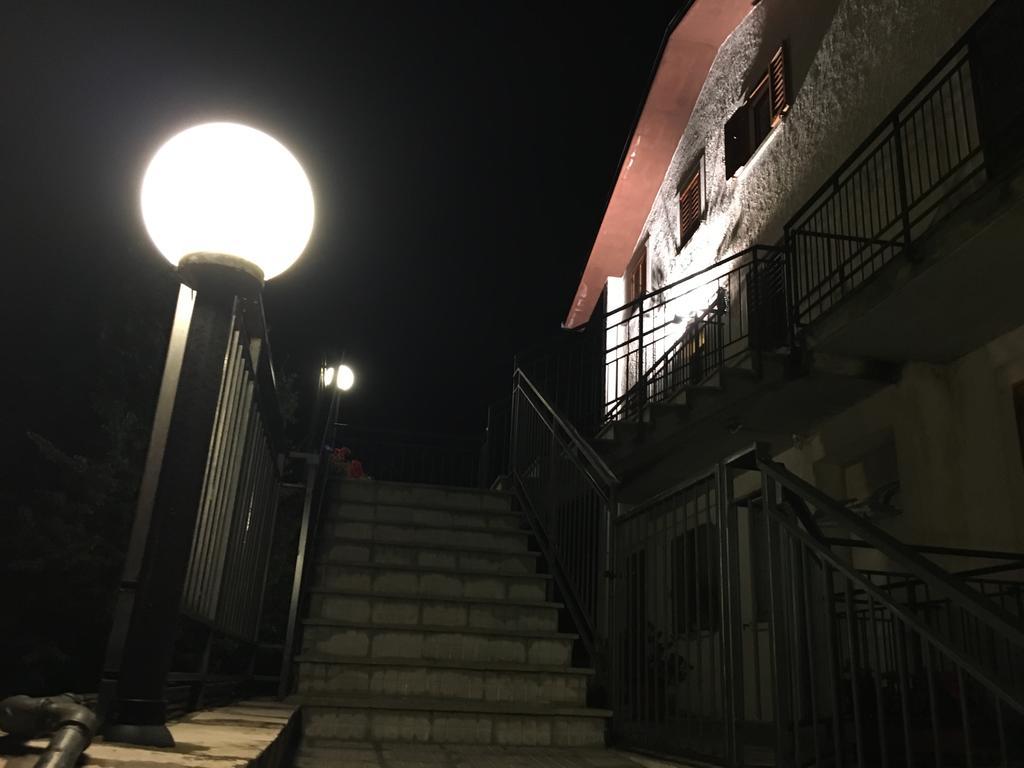 Il Bucaneve Hotel Barrea Exterior foto
